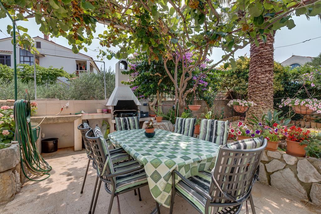 Apartment Marisa Mali Losinj Exterior photo
